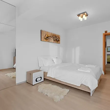 Lavi With Two Bedrooms Lejlighed Bukarest