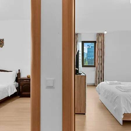 Lavi With Two Bedrooms * Bukarest