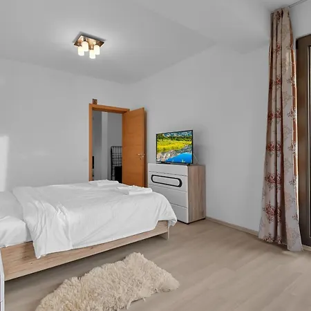 Lavi With Two Bedrooms