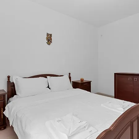 Lejlighed Lavi With Two Bedrooms